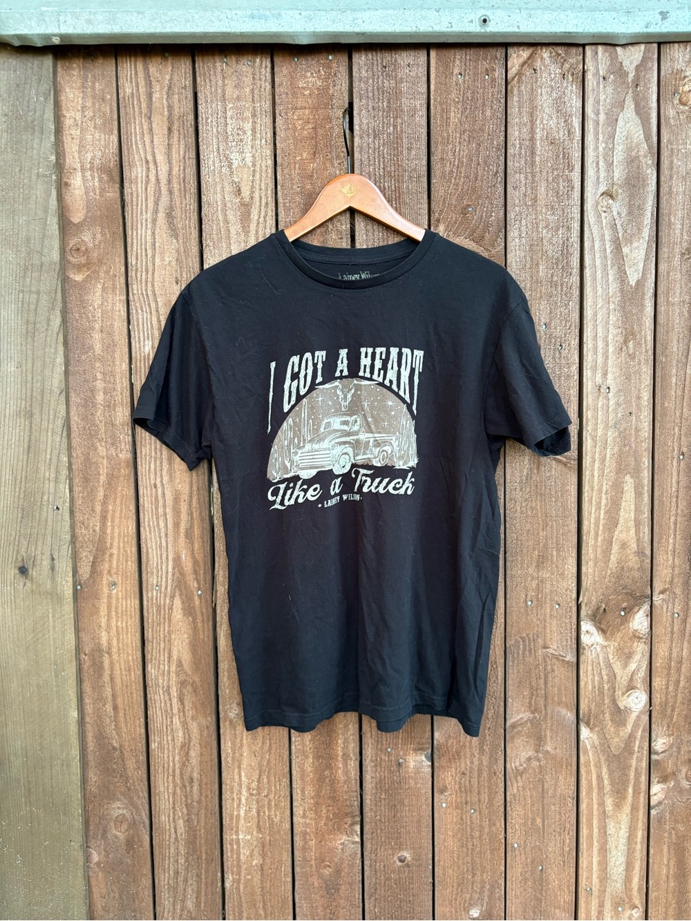 Lainey Wilson I got a heart like a truck Black Tee